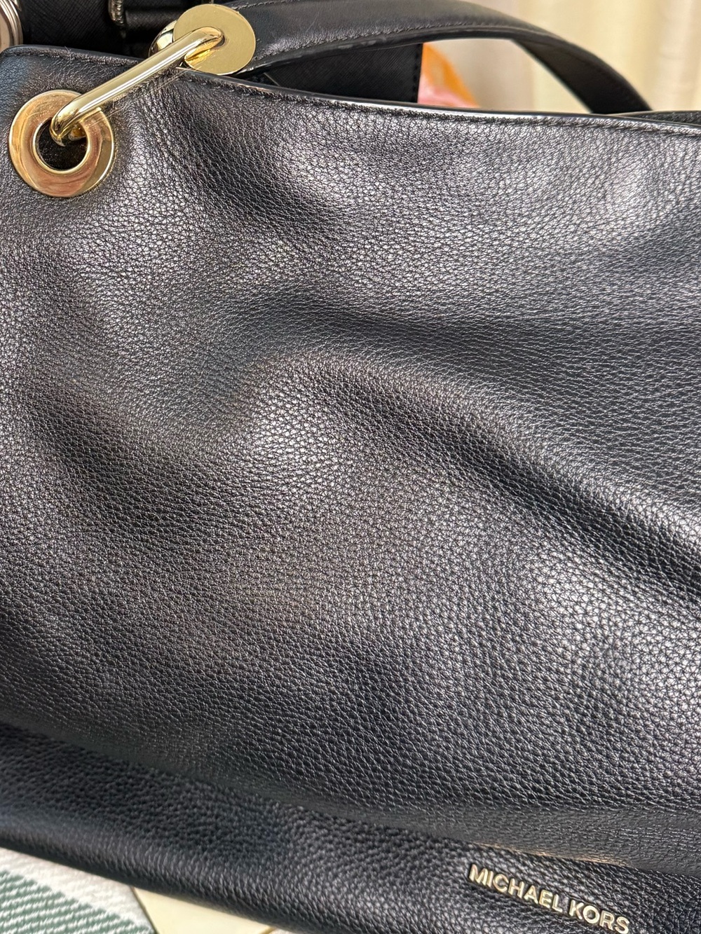 MICHAEL Michael Kors Raven Large Pebbled Leather Hobo Tote Black Gold w/Dust Bag - Picture 3 of 11